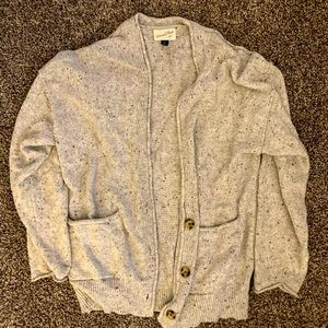 Medium universal thread cardigan